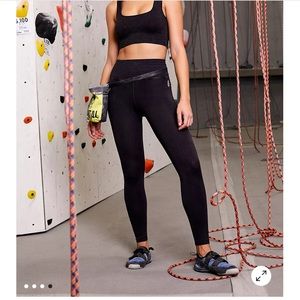 NWOT free people movement good karma leggings xs/s